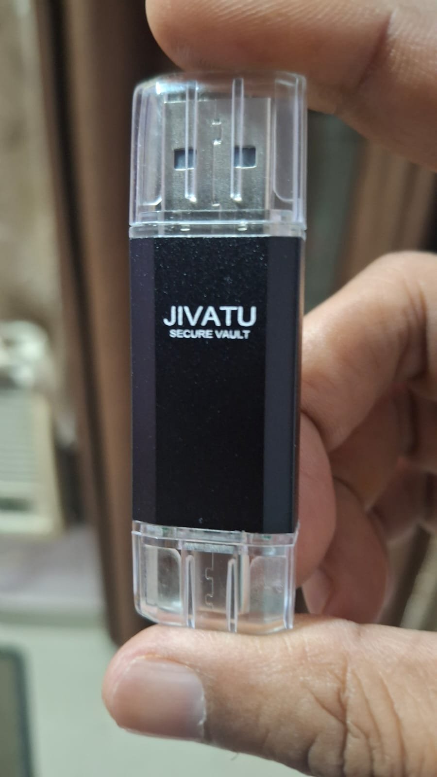 UZAVIK VAULT device